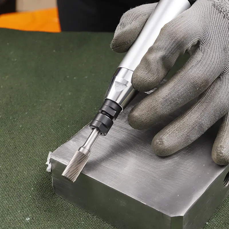 pen_type_grinder_202506071947 pen_type_grinder_202506071947